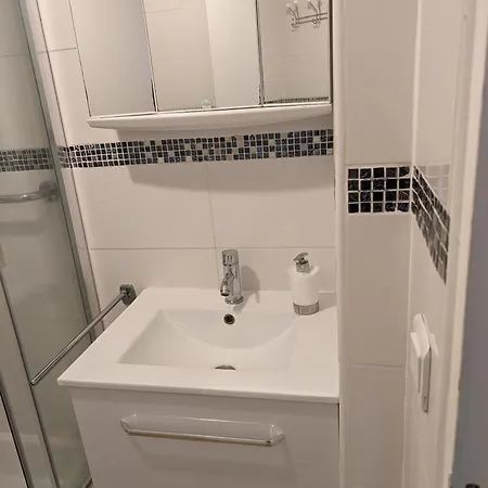 Calme Dernier Etage Apartmán