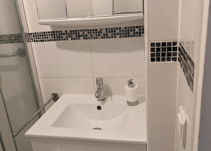 Calme Dernier Etage Апартаменты